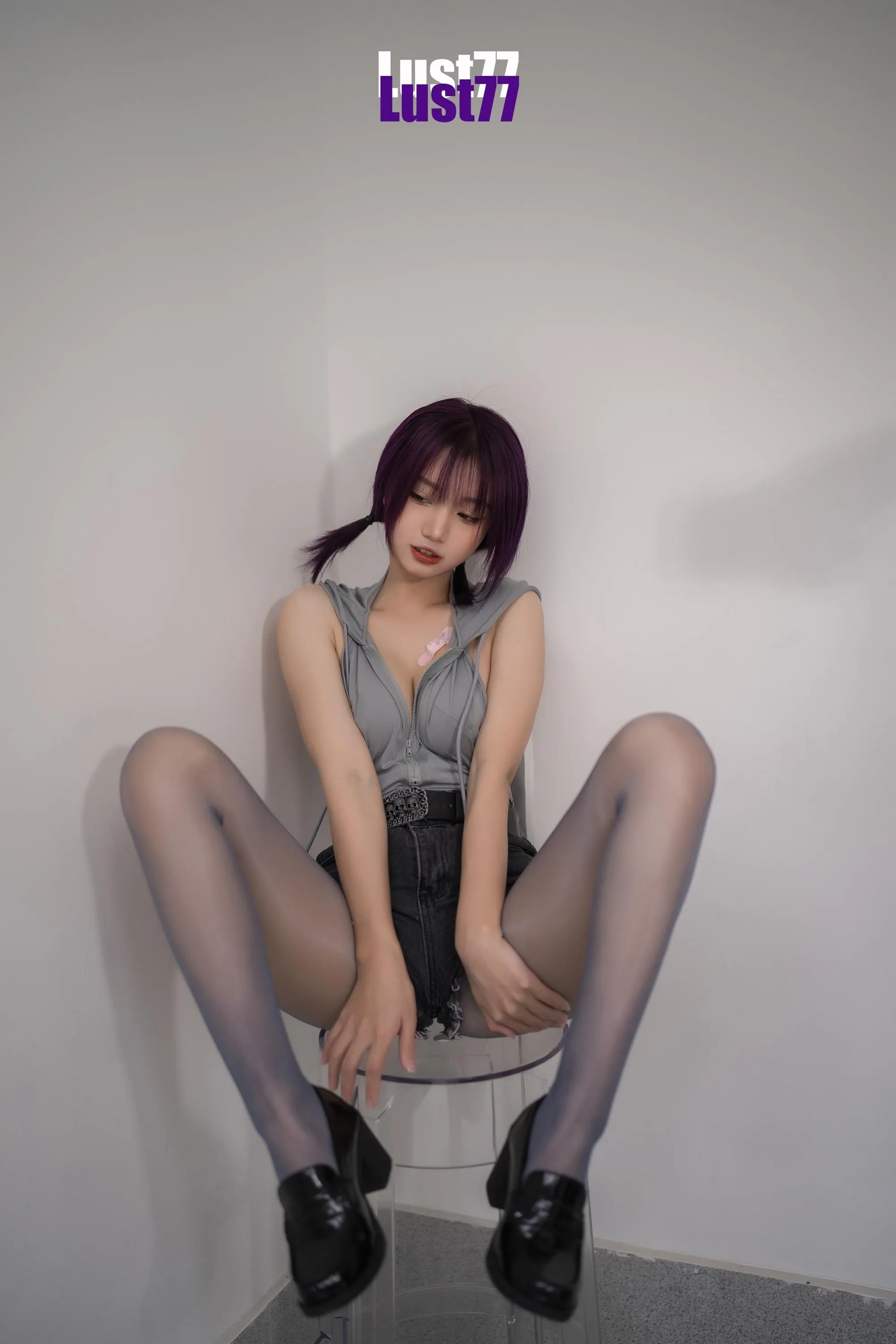 柒柒要乖额 – NO.050 小灰兔 [71P]插图1